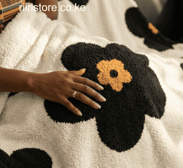 Flora Plush Velvet Throw Blanket - 130x170cm